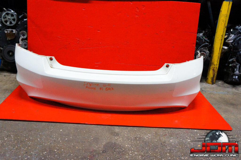 2010-2011 Honda Inspire Accord White Rear Bumper #1