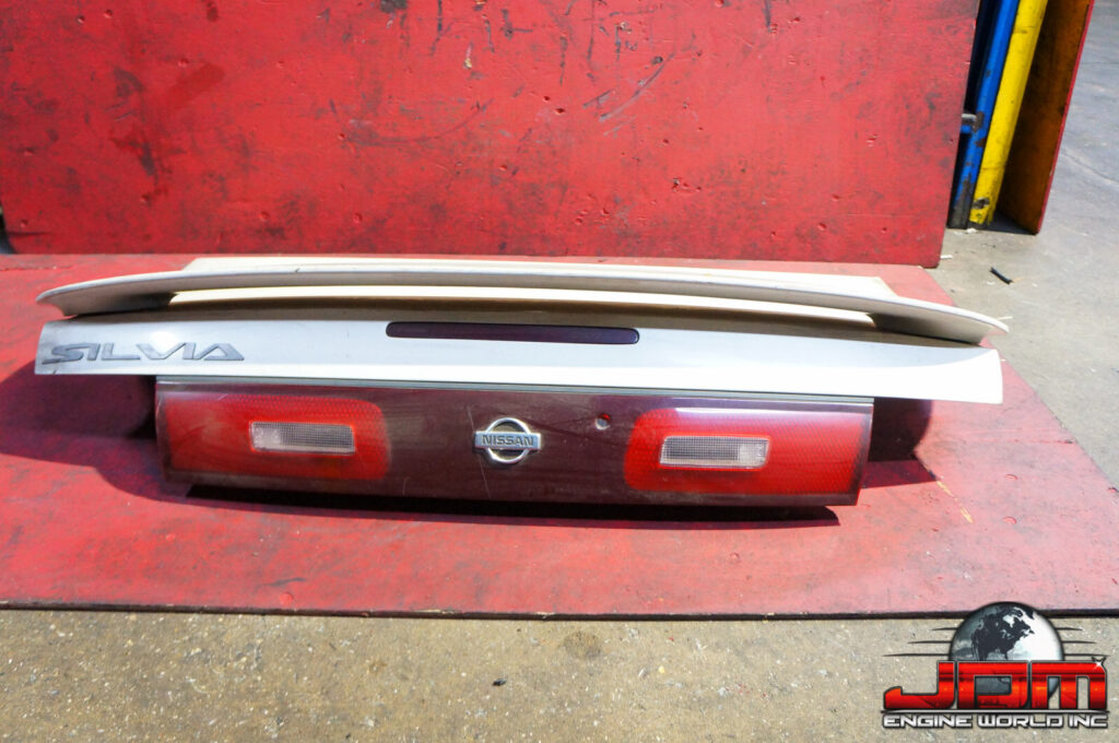 JDM NISSAN SILVIA ZENKEI TRUNK w/ WING WHITE