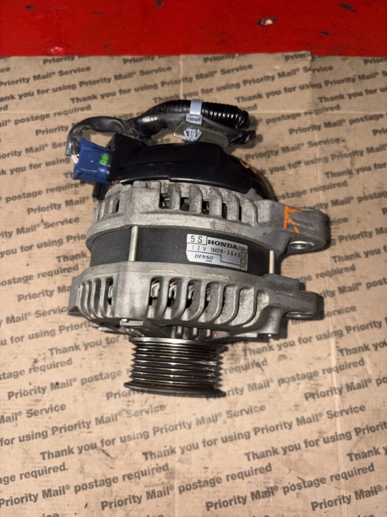 JDM 2008-2012 Honda Accord 2.4L 4-Cylinder DOHC I-Vtec k24a Alternator (104210-2640)