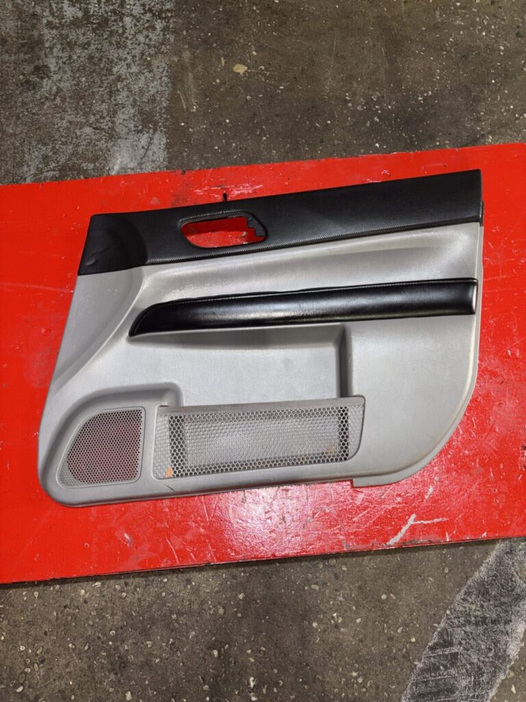2003-2005 Subaru Forester SG5 SG9 Passenger Interior Door Panel OEM