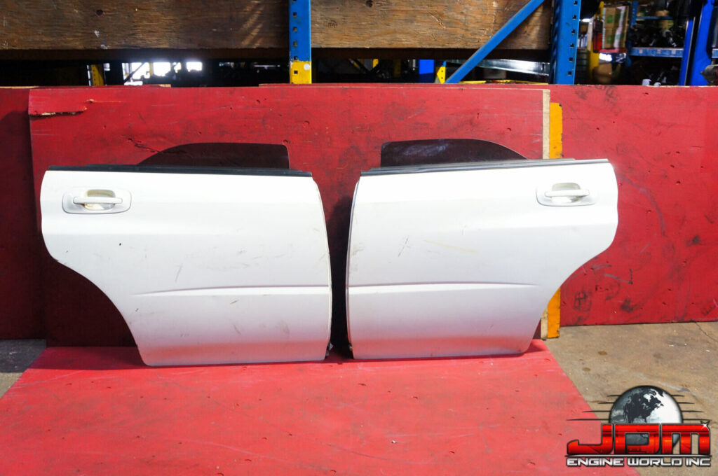 JDM 2002-2007 Subaru Impreza WRX STI Rear Door Assembly Sedan 02-07 OEM WHITE(2)