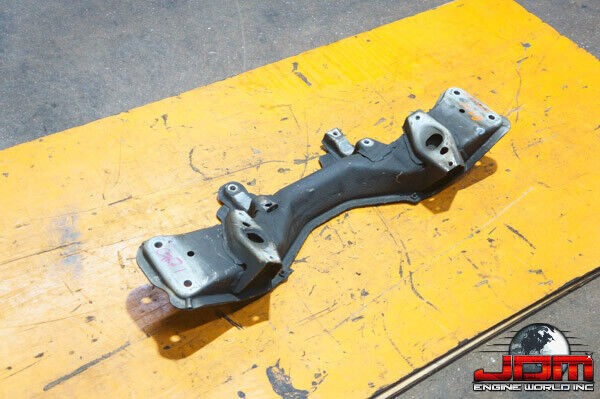 JDM TOYOTA CRESIDA GX71 RACK & PINION SUBFRAME